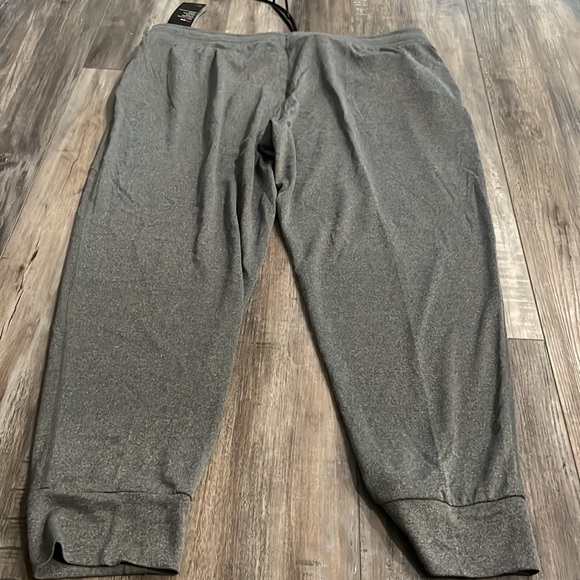 UA Under Armour women’s tech loose jogger pants NEW - Picture 9 of 9